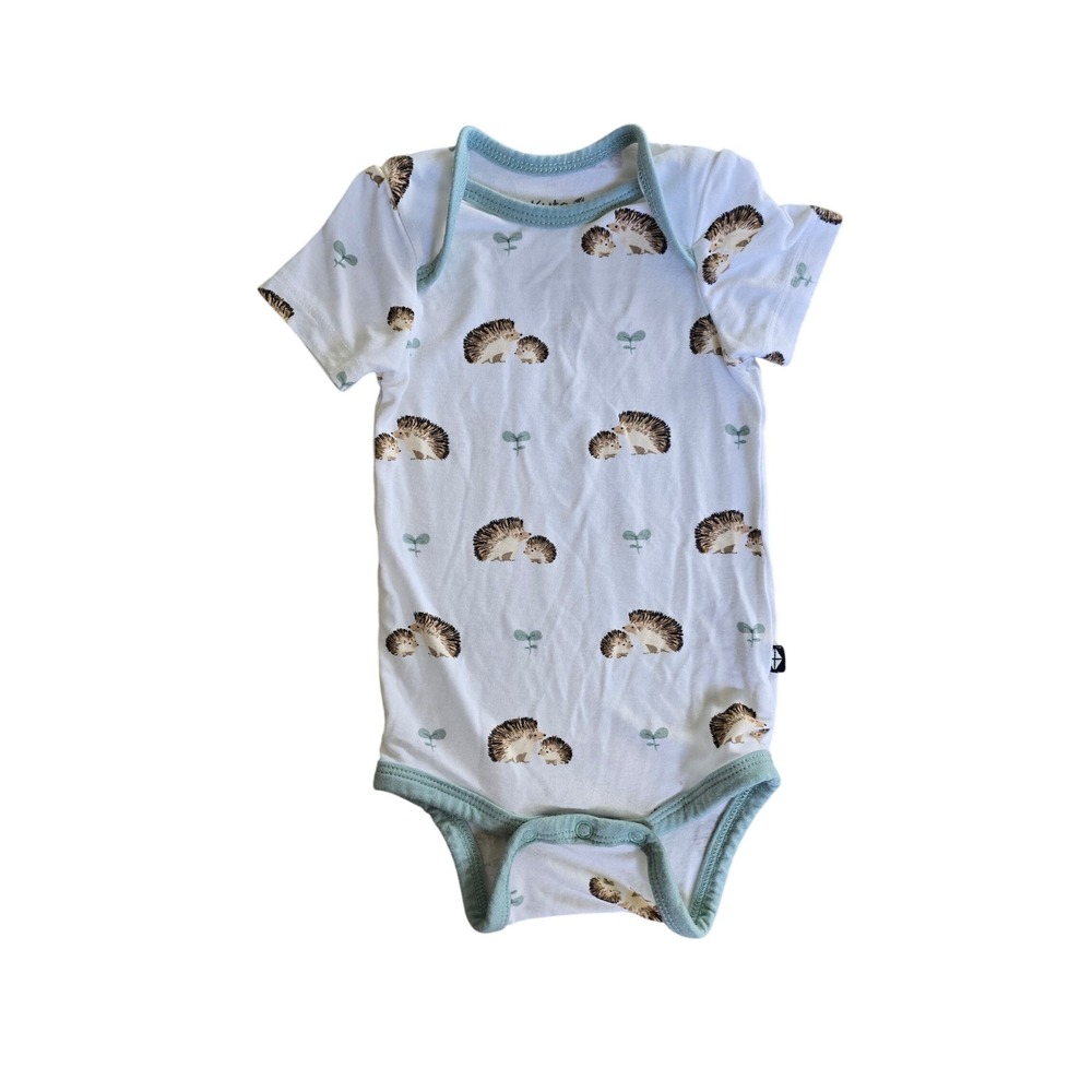 Kyte Baby Hedgehog Bamboo Short Sleeve Bodysuit White Sage Green 0-3 Months